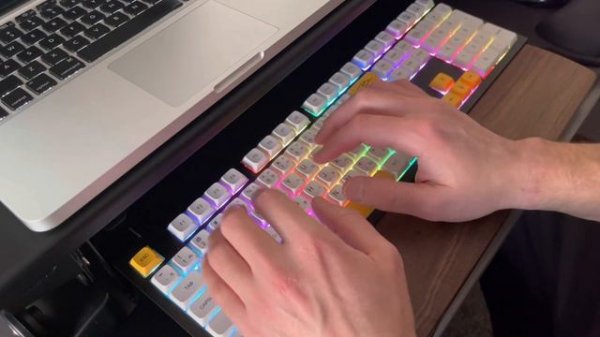 Thocky Bliss: Keychron Q6's Sound Showcase with Gateron G Pro Browns & Hyekit XDA PBT Keycaps