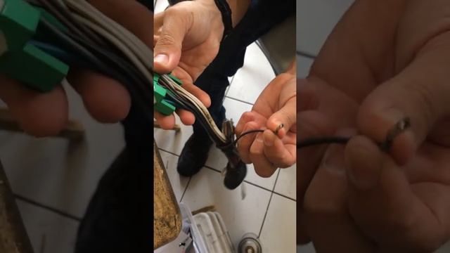 How To Swap / Change TIPM Plug Wires & Pins (Mak's Tipm Repair) смотреть онлайн