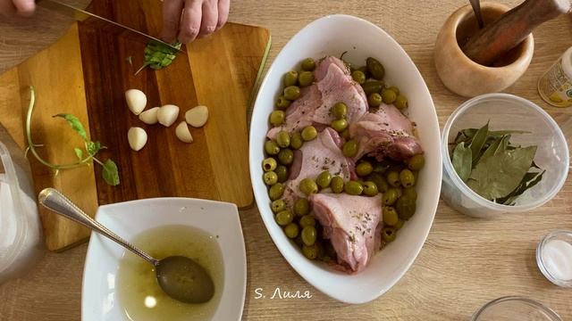 Цыпленок по-испански. Средиземноморская кухня. смотреть онлайн