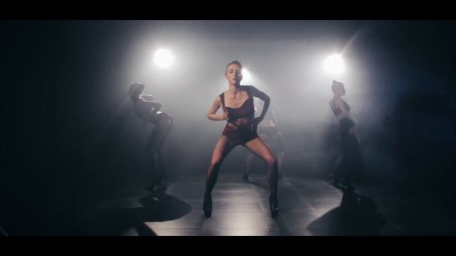 Faded Choreo Strip Plastic смотреть онлайн