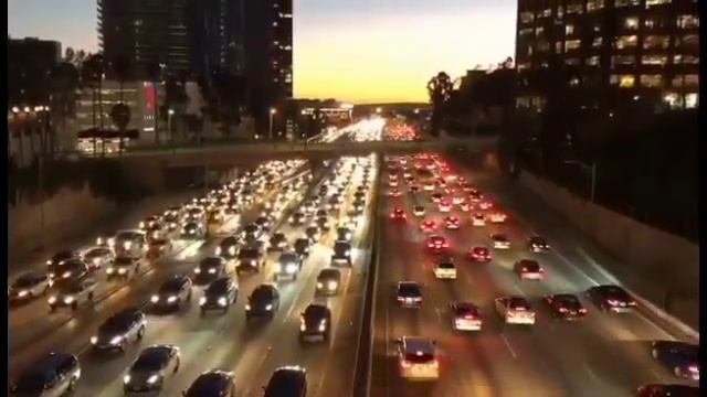 ???Огни ночного города - Электронная музыка для отдыха и медитации. Потрясающий трек??? смотреть онлайн