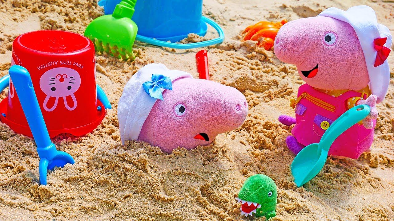 Пеппа закопала Джорджа в песок! Отдых семьи Пеппы у озера. Видео для детей про игрушки Свинка Пеппа смотреть онлайн