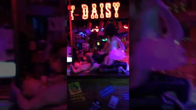 Crazy Daisy Moscow Arbat смотреть онлайн