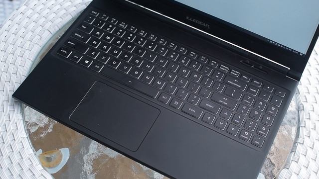 Portable RTX Gaming on a budget - Illegear Raven SE-R Review смотреть онлайн