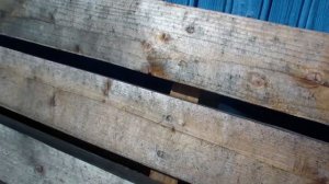 Стоит ли покрывать льняным маслом древесину?