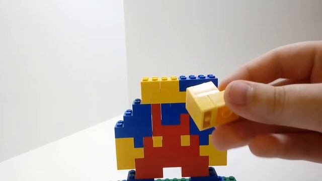Как построить из деталей ЛЕГО Марио из игры Super Mario Bros смотреть онлайн