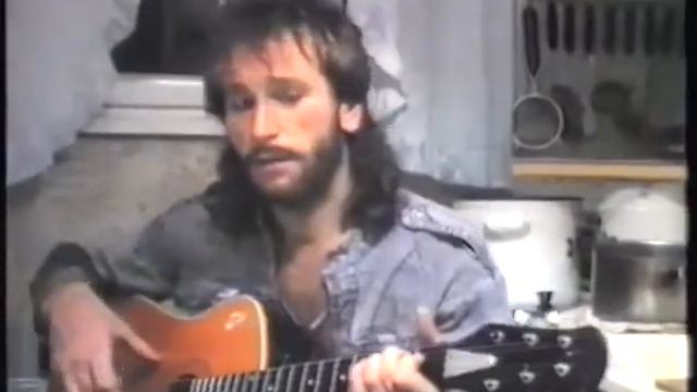 Игорь Тальков с сорванным голосом поёт песню "Сцена" Свердловск 1988 год смотреть онлайн