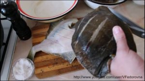 Жарим рыбу камбалу