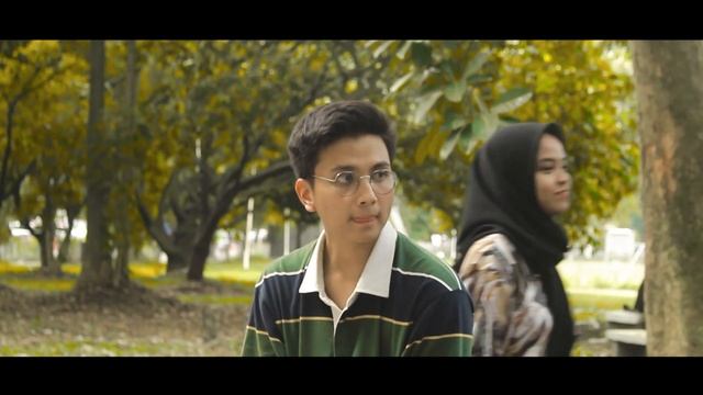 Perubahan Pandangan - Short Movie | Kelompok 2 | Tugas Bahasa Indonesia смотреть онлайн