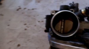 ЧИСТИМ ДРОССЕЛЬНУЮ ЗАСЛОНКУ.(chevrolet,opel)