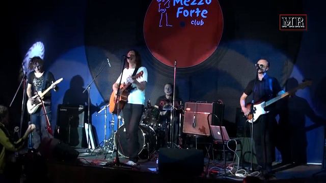 Найк Борзов в клубе Mezzo Forte