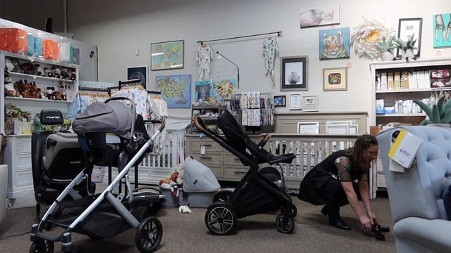 NUNA Demi Grow w/ Magnetic Buckle versus UppaBaby Vista V2 Stroller смотреть онлайн