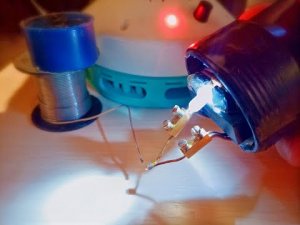 Импульсный паяльник из эконом лампы с моментальным нагревом. ЯСделал