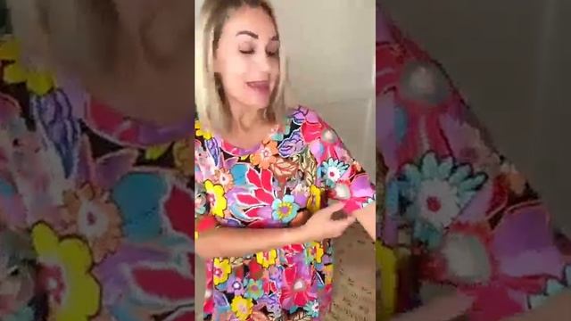 Groovy Print Short Sleeve Babydoll Top by Haptics - small thru 3X - ?? in description смотреть онлайн