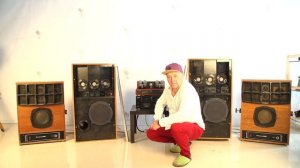 Какая акустика лучше? Тест - Ломо 30А-136 и АКМ-2