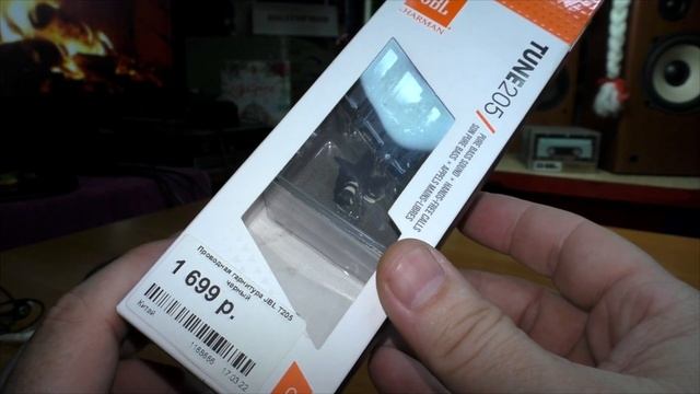 Проводная гарнитура JBL TUNE205. Обзор смотреть онлайн