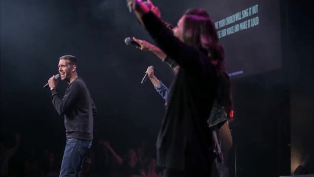 Turn Your Eyes Upon Jesus (feat. Nathan Otwell & Ana Paula Valadão) Life Fellowship Worship смотреть онлайн