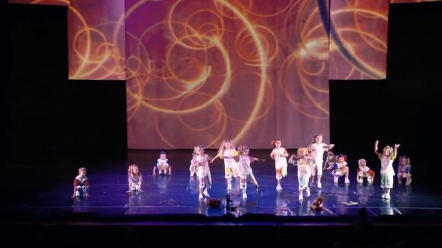 Флешмоб - Sweeties Babies - Active LIFE Style Dance Show смотреть онлайн
