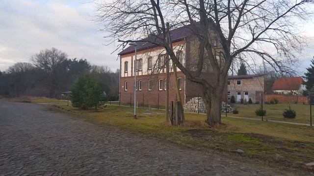 ГСВГ.Altes Lager.Oт здания вокзала на рампу и к гаштету Freundschaft,он-же 