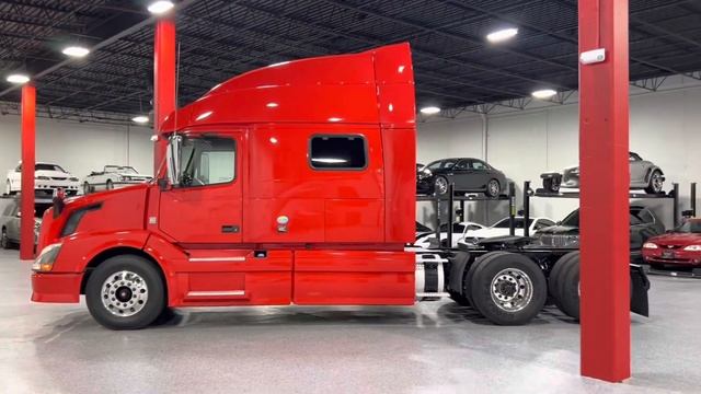2014 Volvo VNL730