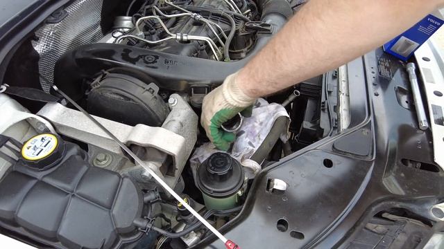 VOLVO XC70. ТО-150 т.км. Замена масла ДВС, муфте haldex, АКПП и жидкости ГУР. смотреть онлайн