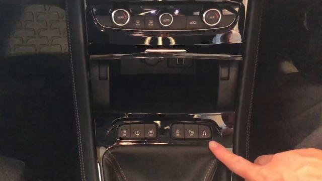 How to activate and deactivate the child locks on your Vauxhall. смотреть онлайн