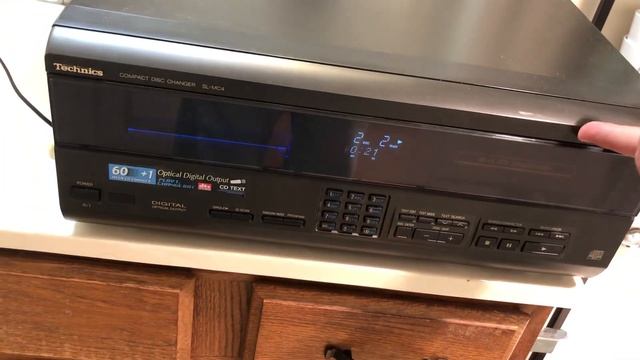 Technics SL-MC4 60 Disc Cd Player Carousel Changer смотреть онлайн