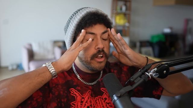 Debunking Tiktok Conspiracies смотреть онлайн