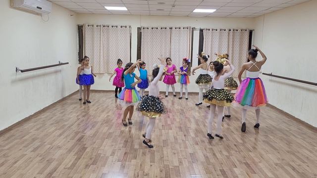 03.Doll.Holiday Christmas. Dance studio "Childhood". Irina Jammal, ballet teacher.Nazareth. 28.12.2 смотреть онлайн