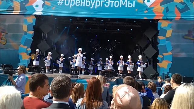 Обычный день барабанщицы или как свалить из школы! смотреть онлайн