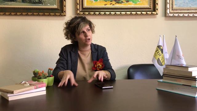 Bisej Kapo Në Bashkëbisedim Me Botimet Toena