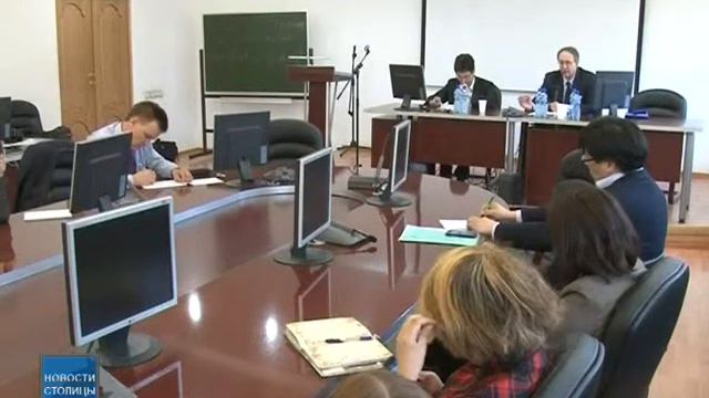 Известный американский журналист Эндрю Александр дает мастер класс в Якутии смотреть онлайн