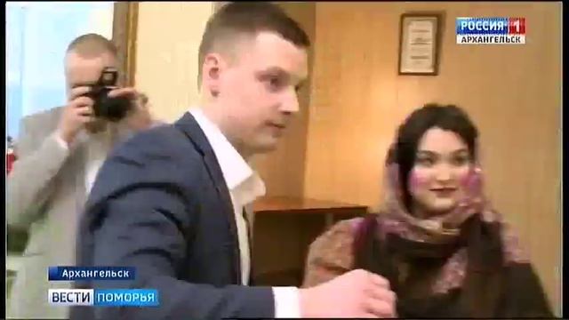 Масленица в ЗАГСах. Молодоженов встречают артисты смотреть онлайн