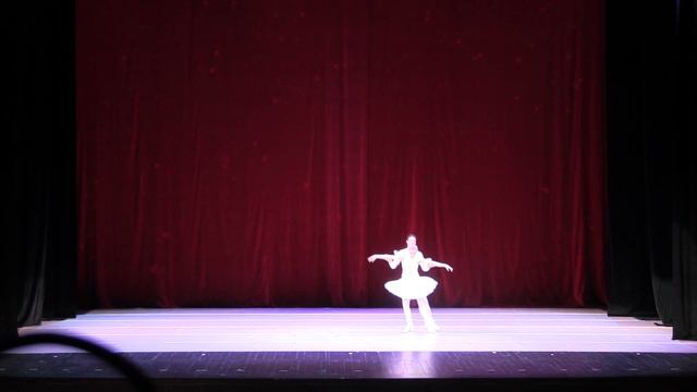 "Adagio" in "Nutcracker". The Soloist - Victoria Zvarych смотреть онлайн