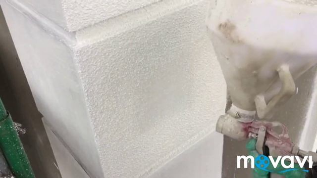 Напыление Хоппером камешковой декоративной штукатурки на пенопластовые карнизы, русты и колонны смотреть онлайн