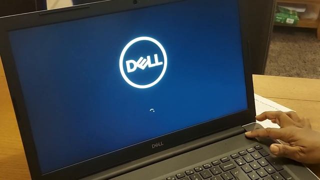 Dell inspiron 17 3000 UNBOXING!!!! смотреть онлайн