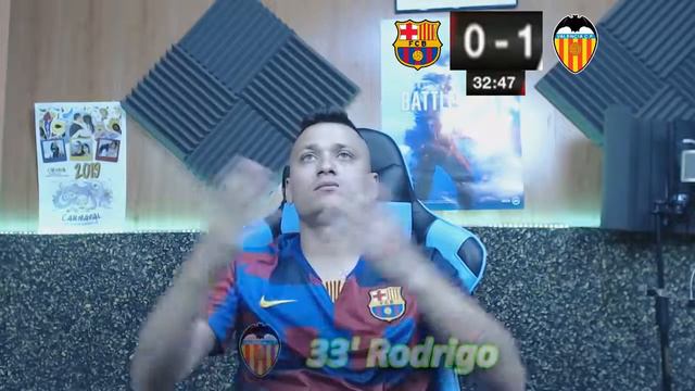 РЕАКЦИЯ ФАНАТОВ НА МАТЧ БАРСЕЛОНА - ВАЛЕНСИЯ (1-2) смотреть онлайн