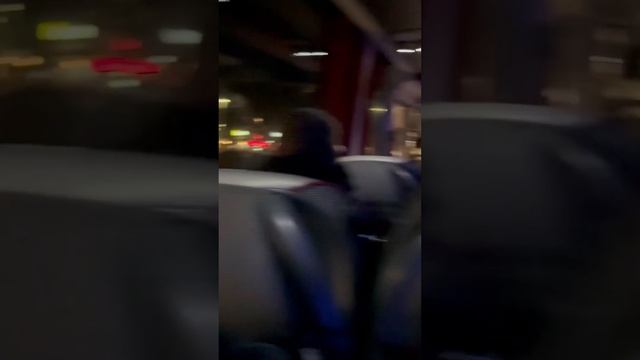 Уезжаю из Лагеря для беженцев Rade в отель Scandic смотреть онлайн