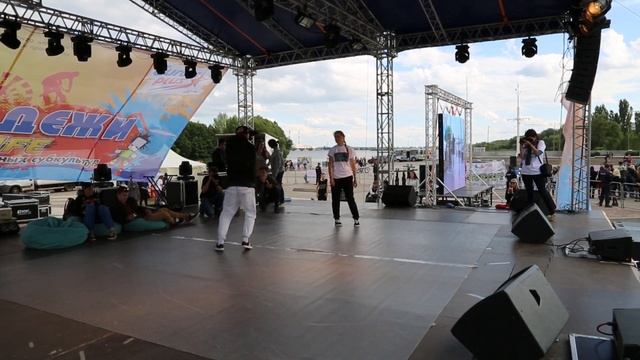 StreetLife от Under Stand / 1 vs 1 hip-hop / финал смотреть онлайн
