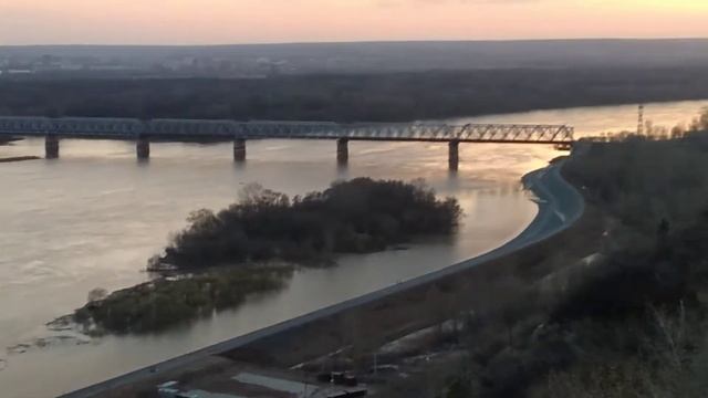 Закат на Телецентре, ? река Белая, Агидель,площадь Салавата Юлаева, Уфа, 16 апреля 2021 года смотреть онлайн