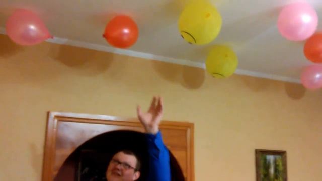 Лайфхак. Как сделать "летающий" шарик без гелия. Физикам респект смотреть онлайн