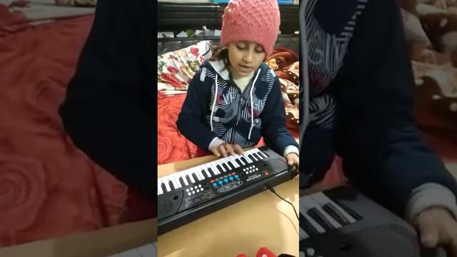 SHRI GOVARDHAN MAHARAJ piano смотреть онлайн