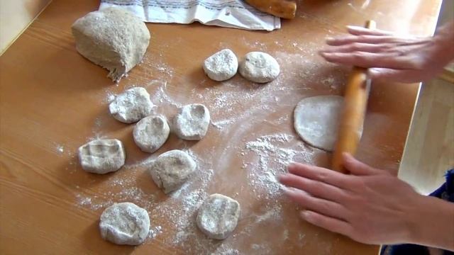 Как легко приготовить Карельские Калитки смотреть онлайн