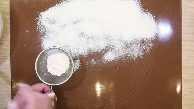 Ватрушки с Клубникой и Бананом (Cheesecake with Strawberry and Banana) Eng, Spa, Fra Subtitle смотреть онлайн