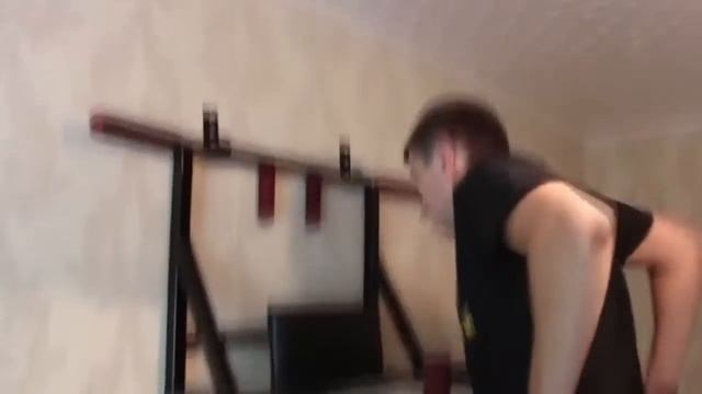 Видео обзор Турник 4 в 1 усиленный