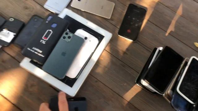 Search for an Incoming Call & Alarm Clock among phones Samsung/iPhone/Sony/Sony Ericsson/Alcatel смотреть онлайн