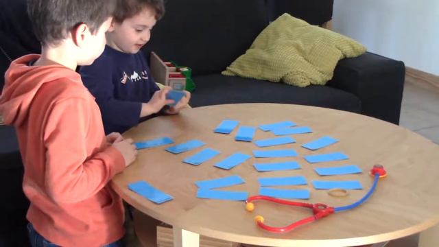 Learn How to Play Memory in French with Make 10 Cards смотреть онлайн