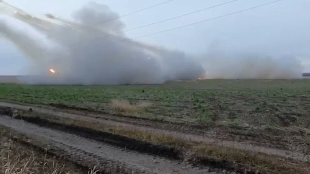 Работа батареи БМ-21 Град. смотреть онлайн