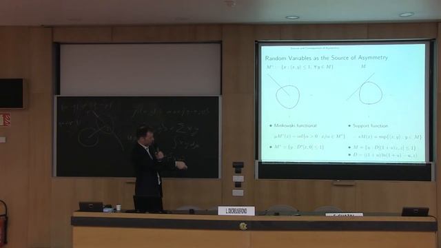 Asymmetric Topologies on Statistical Manifolds Roman Belavkin смотреть онлайн