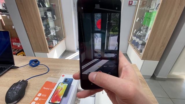 Xiaomi Redmi 12C смотреть онлайн